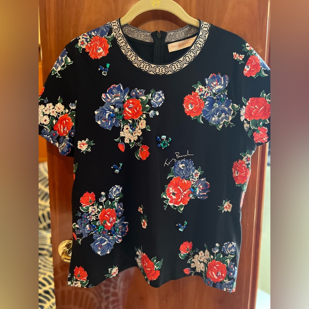 COPY - Tory Burch T Shirt. SizeM